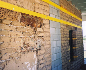 Polyester strapping at Los Luceros Hacienda, 2000.